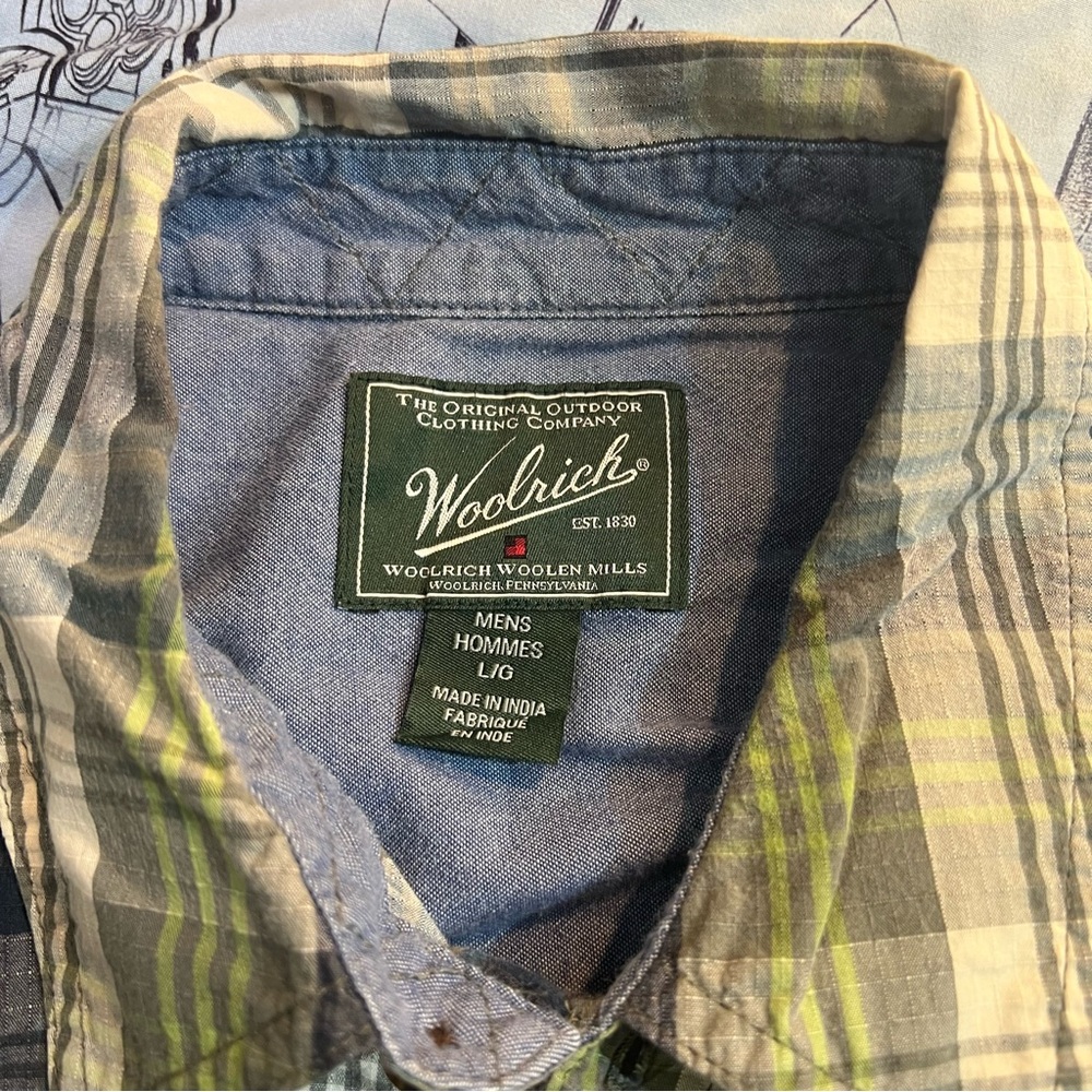 Woolrich Men's Plaid Button Down Shirt - Picture 2 of 7